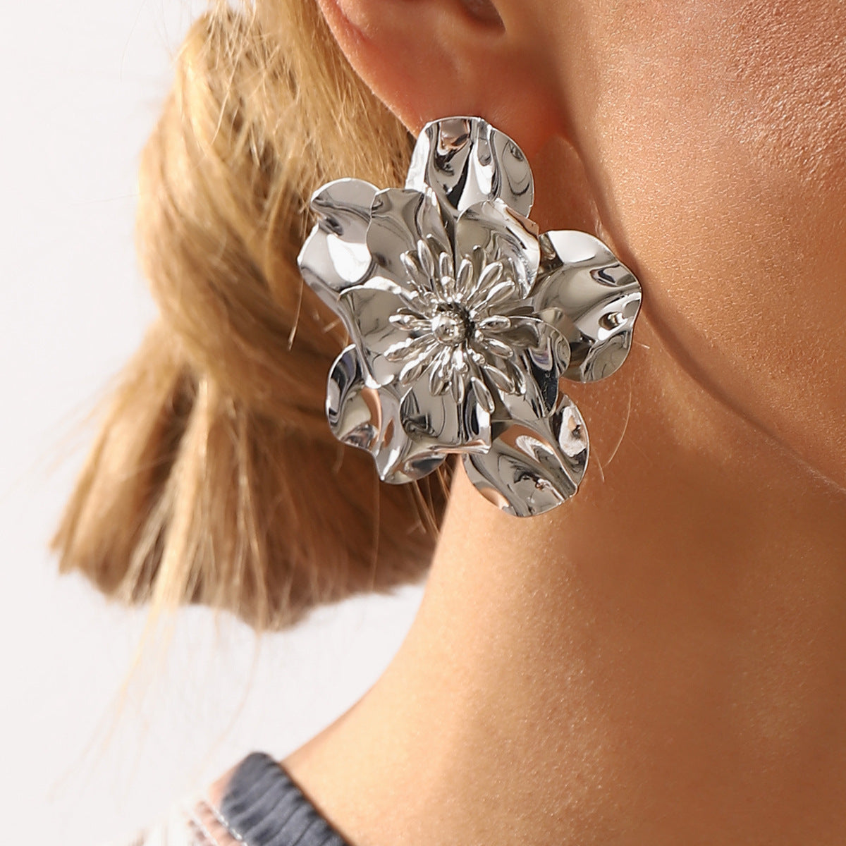 Fashion Vintage Flower Earrings Niche Design